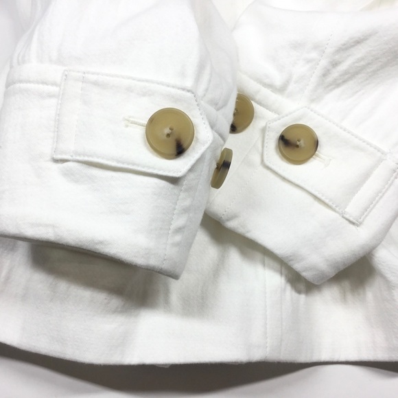 Vince Belted White Jacket - Picture 8 of 10